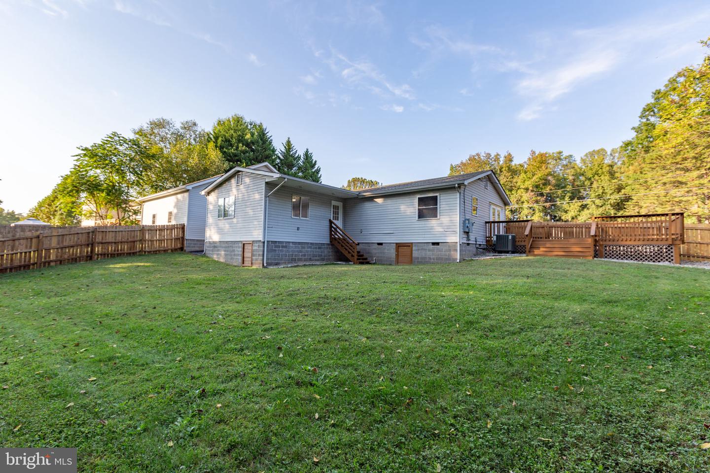 1252 OAKLAND DR, KING GEORGE, Virginia 22485, 3 Bedrooms Bedrooms, ,2 BathroomsBathrooms,Residential,For sale,1252 OAKLAND DR,VAKG2007020 MLS # VAKG2007020