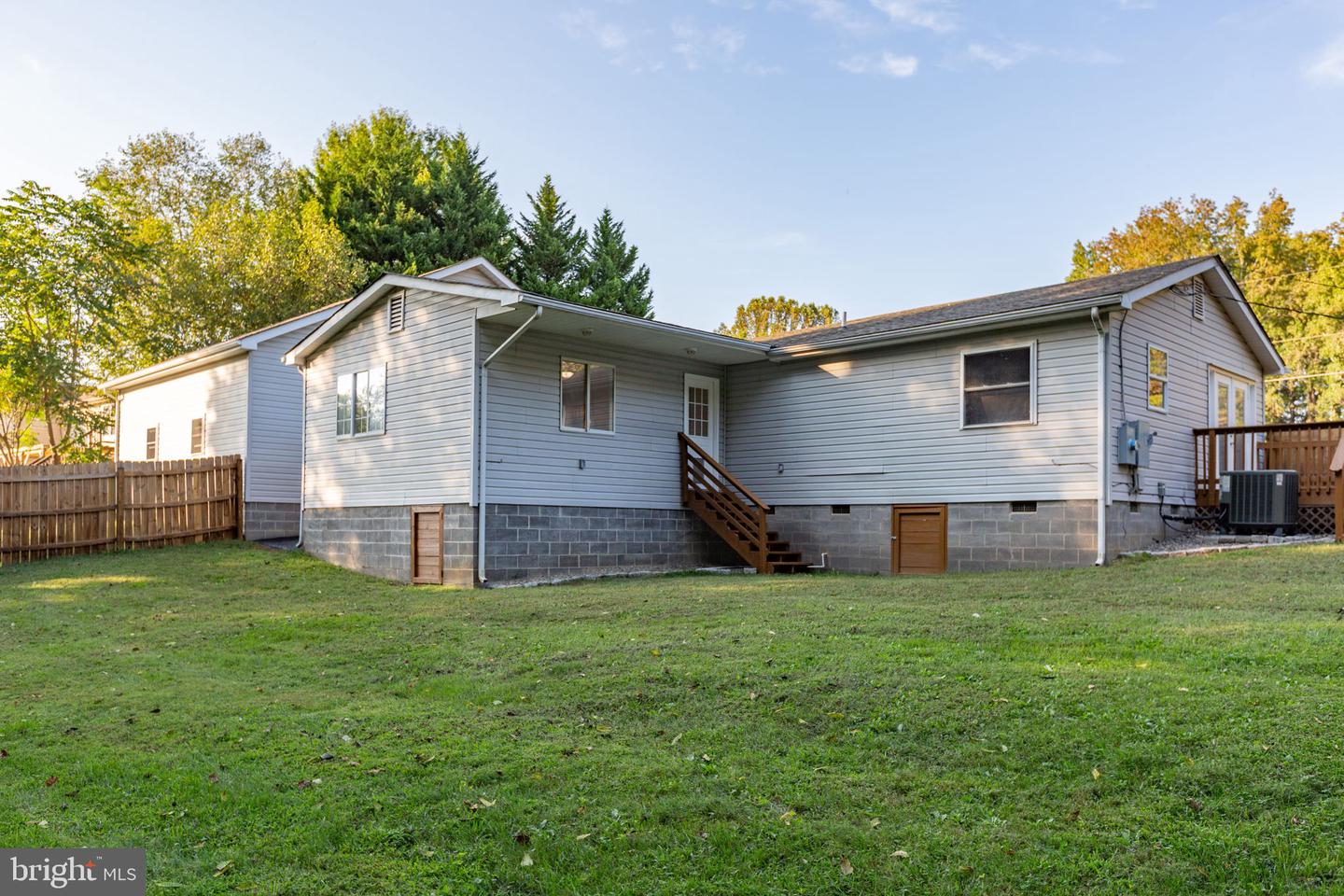 1252 OAKLAND DR, KING GEORGE, Virginia 22485, 3 Bedrooms Bedrooms, ,2 BathroomsBathrooms,Residential,For sale,1252 OAKLAND DR,VAKG2007020 MLS # VAKG2007020