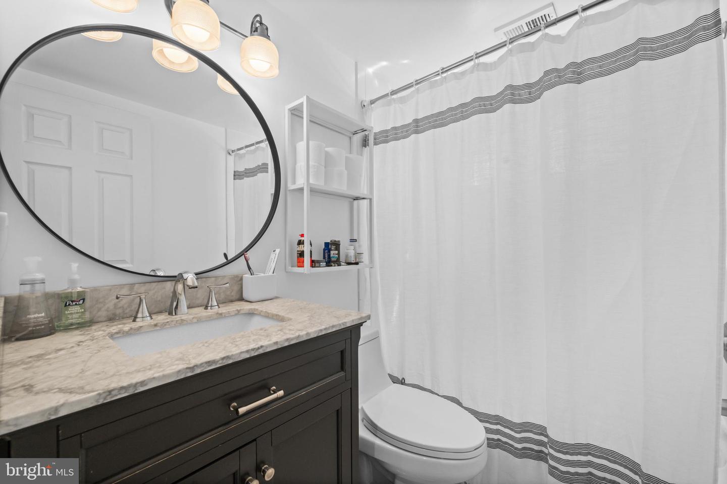 718 PARK RD NW #6, WASHINGTON, District Of Columbia 20010, 2 Bedrooms Bedrooms, ,1 BathroomBathrooms,Residential,For sale,718 PARK RD NW #6,DCDC2222358 MLS # DCDC2222358