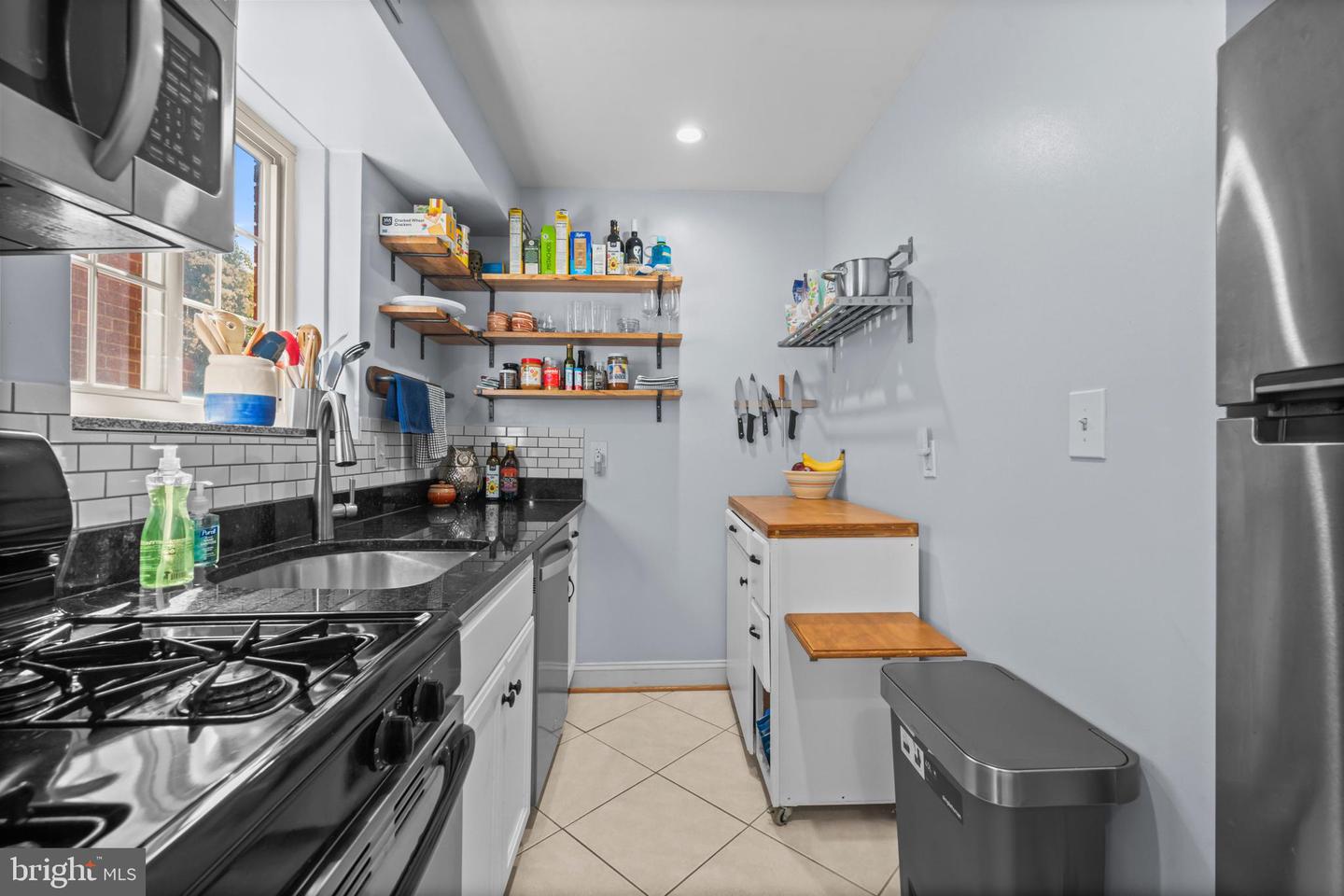 718 PARK RD NW #6, WASHINGTON, District Of Columbia 20010, 2 Bedrooms Bedrooms, ,1 BathroomBathrooms,Residential,For sale,718 PARK RD NW #6,DCDC2222358 MLS # DCDC2222358