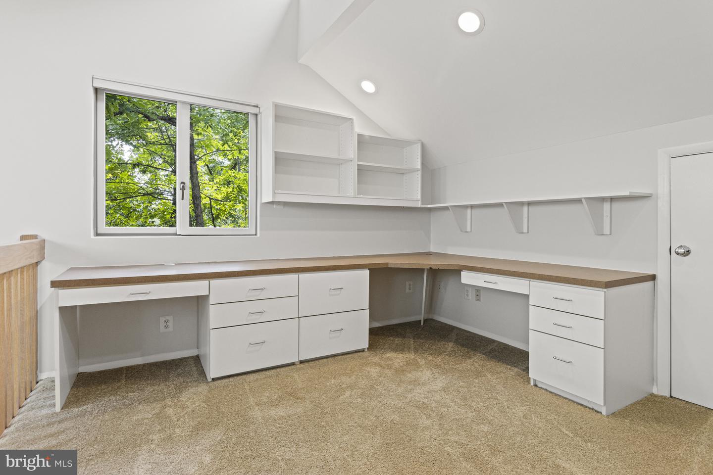 7107 ROXANN RD, ALEXANDRIA, Virginia 22315, 4 Bedrooms Bedrooms, ,4 BathroomsBathrooms,Residential,For sale,7107 ROXANN RD,VAFX2267336 MLS # VAFX2267336