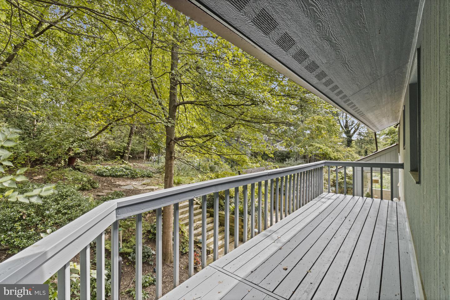 7107 ROXANN RD, ALEXANDRIA, Virginia 22315, 4 Bedrooms Bedrooms, ,4 BathroomsBathrooms,Residential,For sale,7107 ROXANN RD,VAFX2267336 MLS # VAFX2267336