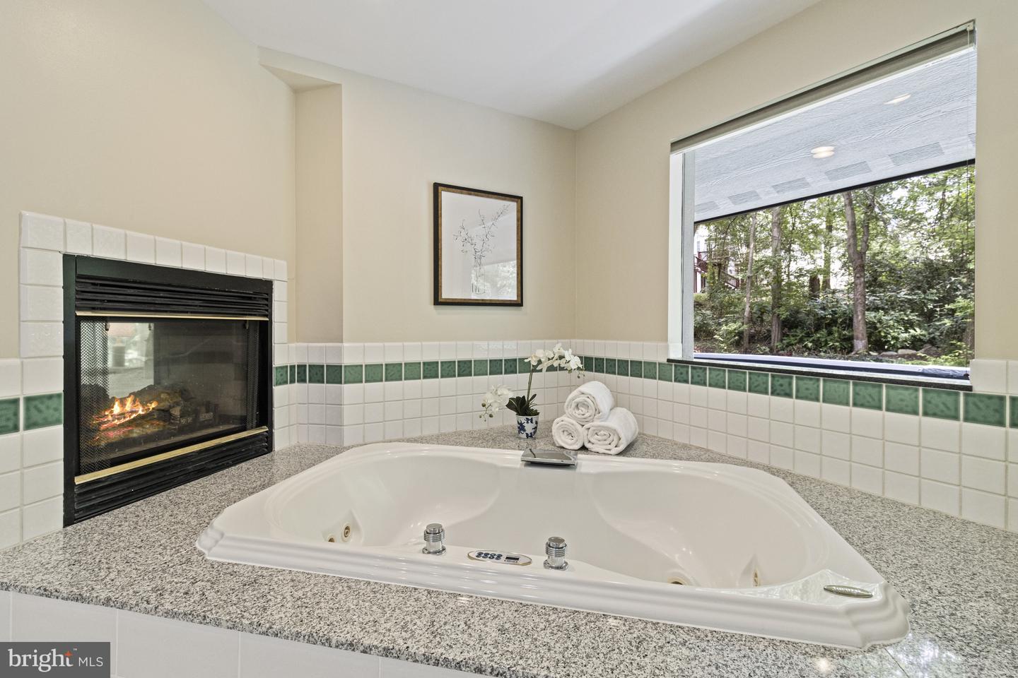 7107 ROXANN RD, ALEXANDRIA, Virginia 22315, 4 Bedrooms Bedrooms, ,4 BathroomsBathrooms,Residential,For sale,7107 ROXANN RD,VAFX2267336 MLS # VAFX2267336