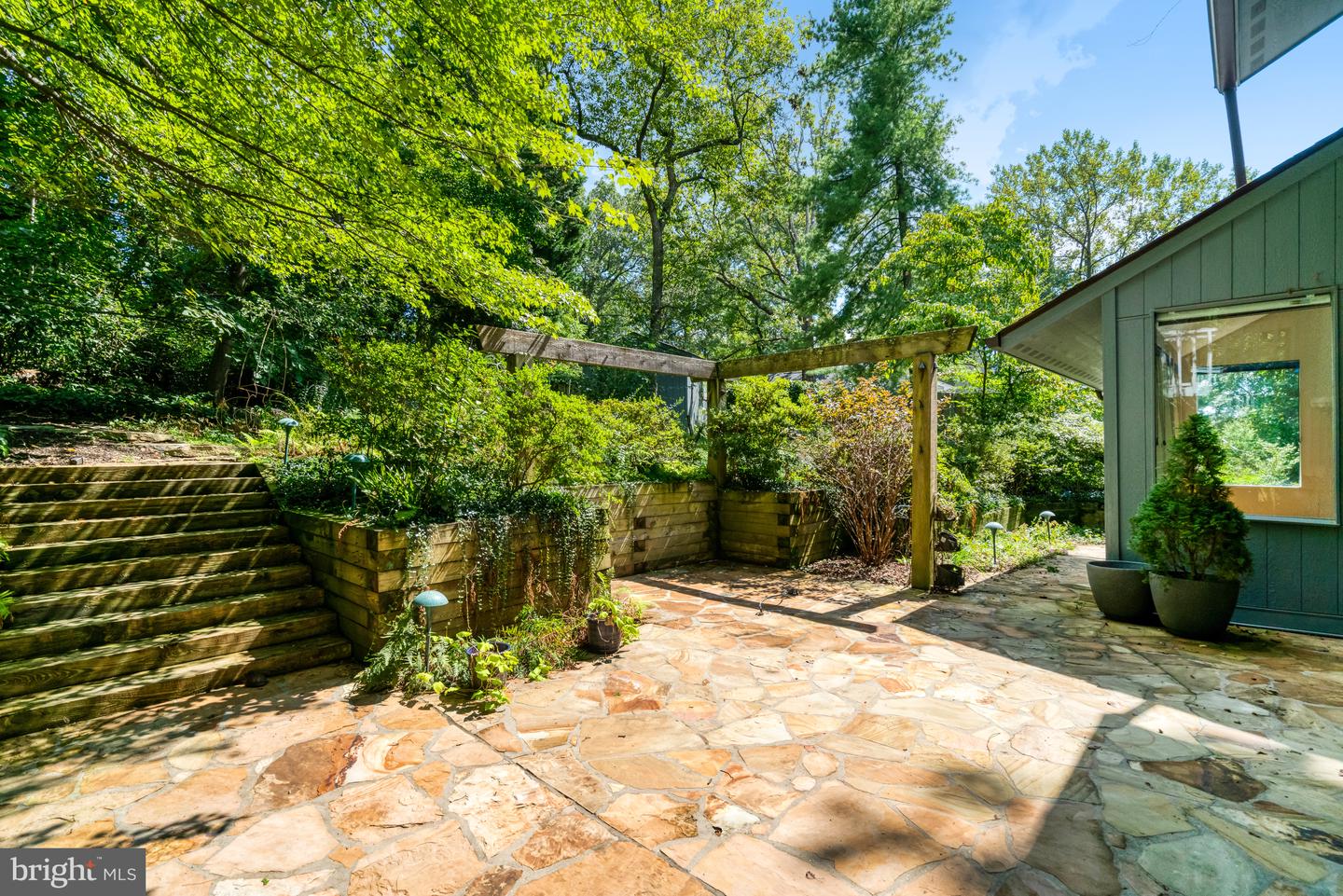 7107 ROXANN RD, ALEXANDRIA, Virginia 22315, 4 Bedrooms Bedrooms, ,4 BathroomsBathrooms,Residential,For sale,7107 ROXANN RD,VAFX2267336 MLS # VAFX2267336