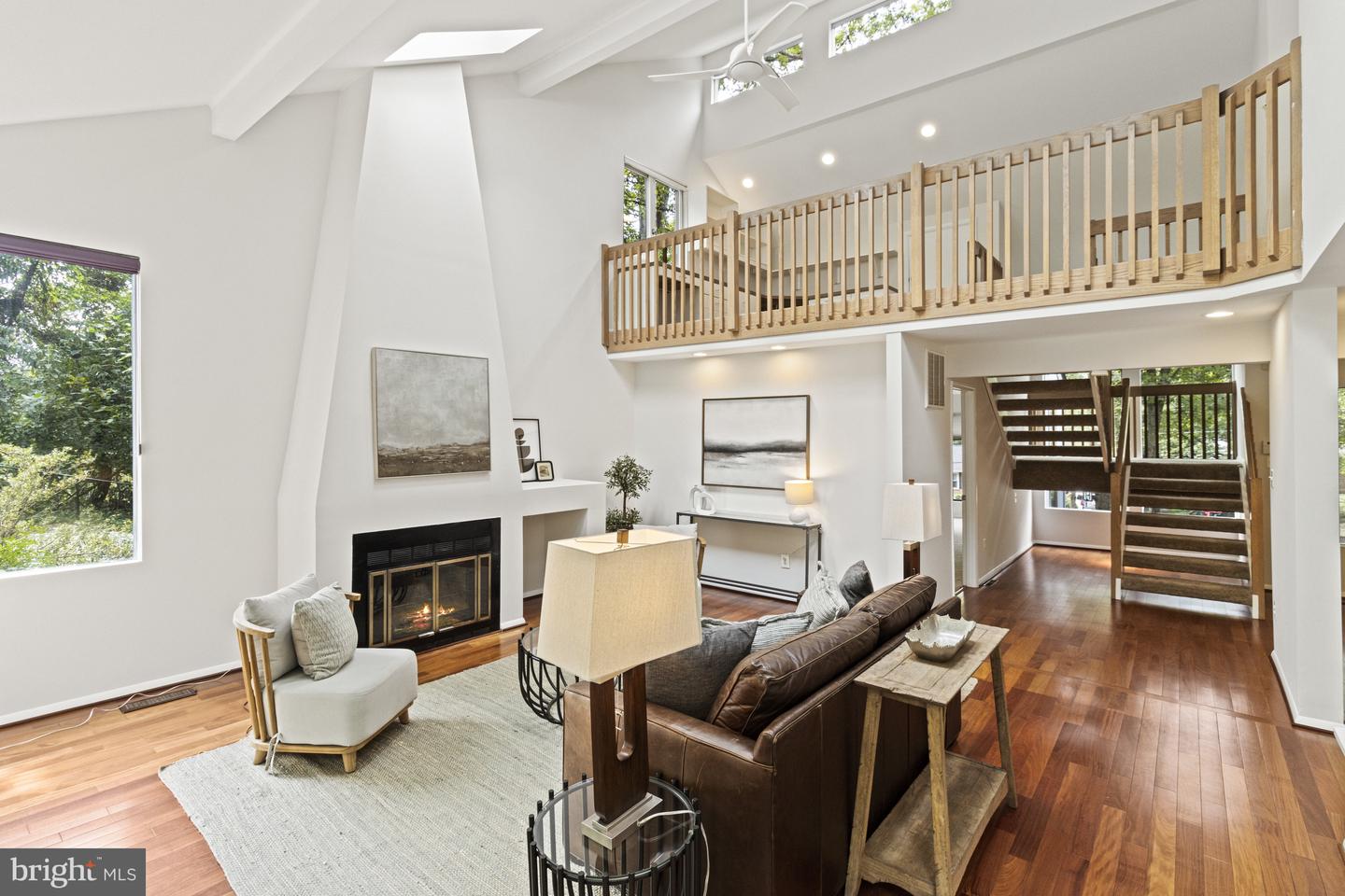 7107 ROXANN RD, ALEXANDRIA, Virginia 22315, 4 Bedrooms Bedrooms, ,4 BathroomsBathrooms,Residential,For sale,7107 ROXANN RD,VAFX2267336 MLS # VAFX2267336