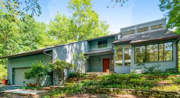 7107 ROXANN RD, ALEXANDRIA, Virginia 22315, 4 Bedrooms Bedrooms, ,4 BathroomsBathrooms,Residential,For sale,7107 ROXANN RD,VAFX2267336 MLS # VAFX2267336