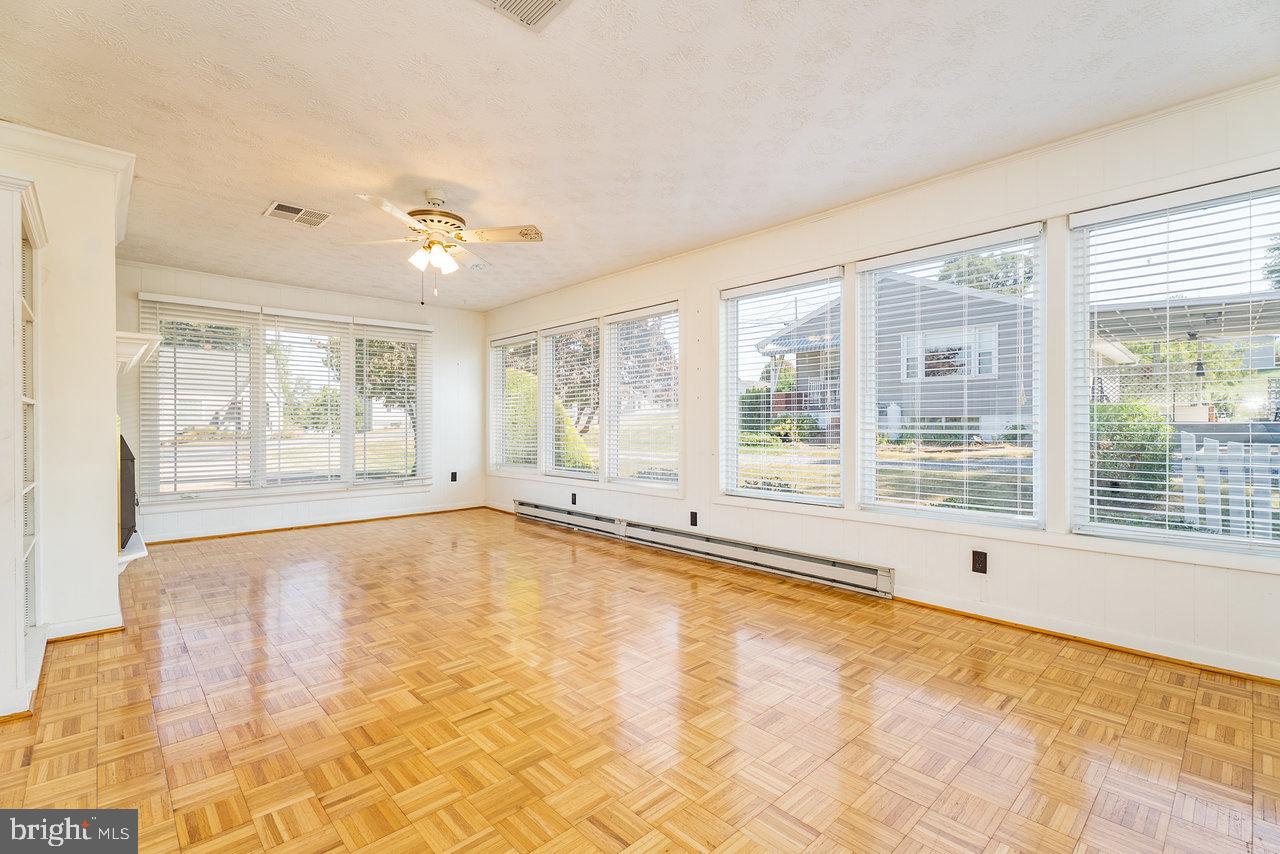 3107 RAWLEY PIKE, ROCKINGHAM, Virginia 22801, 3 Bedrooms Bedrooms, ,2 BathroomsBathrooms,Residential,For sale,3107 RAWLEY PIKE,VARO2002584 MLS # VARO2002584