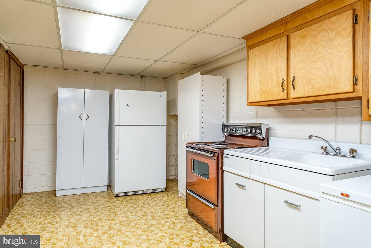 3107 RAWLEY PIKE, ROCKINGHAM, Virginia 22801, 3 Bedrooms Bedrooms, ,2 BathroomsBathrooms,Residential,For sale,3107 RAWLEY PIKE,VARO2002584 MLS # VARO2002584