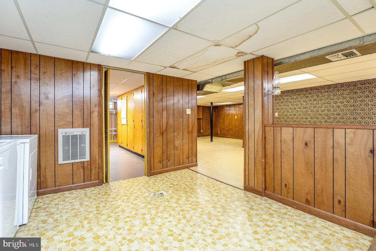3107 RAWLEY PIKE, ROCKINGHAM, Virginia 22801, 3 Bedrooms Bedrooms, ,2 BathroomsBathrooms,Residential,For sale,3107 RAWLEY PIKE,VARO2002584 MLS # VARO2002584