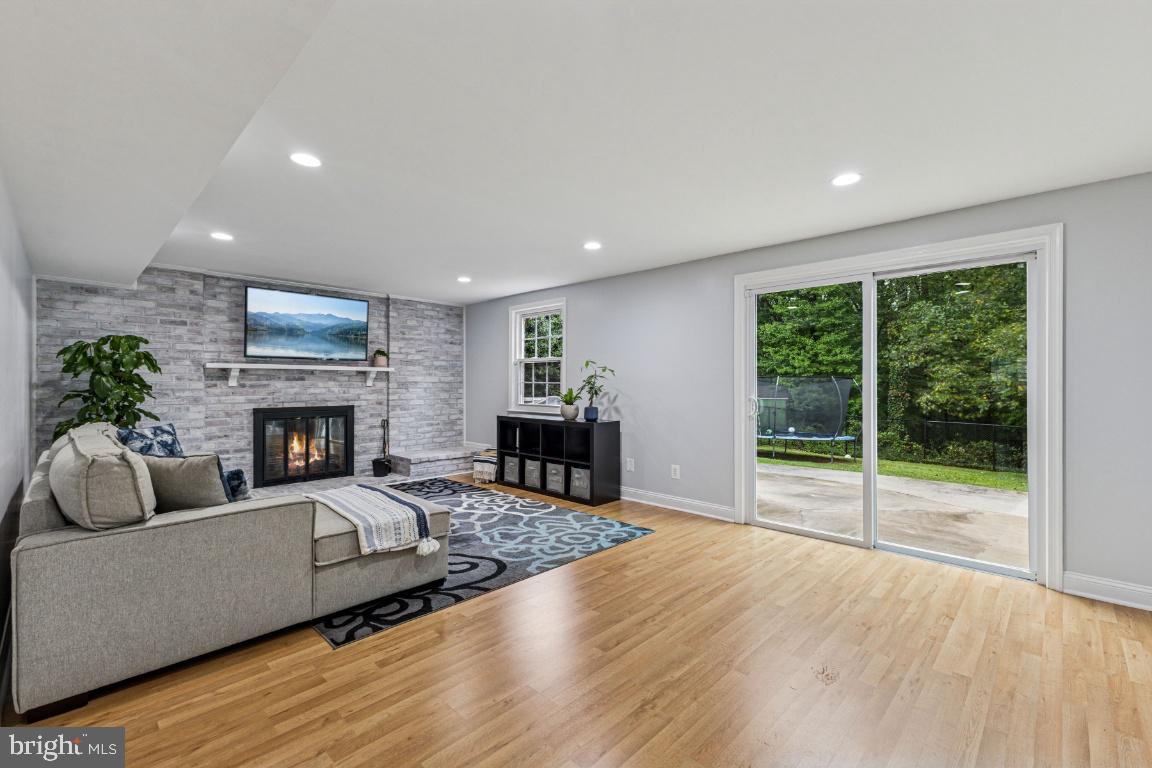 4603 HOLBORN AVE, ANNANDALE, Virginia 22003, 5 Bedrooms Bedrooms, ,2 BathroomsBathrooms,Residential,For sale,4603 HOLBORN AVE,VAFX2267460 MLS # VAFX2267460