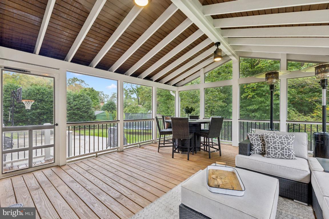 4603 HOLBORN AVE, ANNANDALE, Virginia 22003, 5 Bedrooms Bedrooms, ,2 BathroomsBathrooms,Residential,For sale,4603 HOLBORN AVE,VAFX2267460 MLS # VAFX2267460