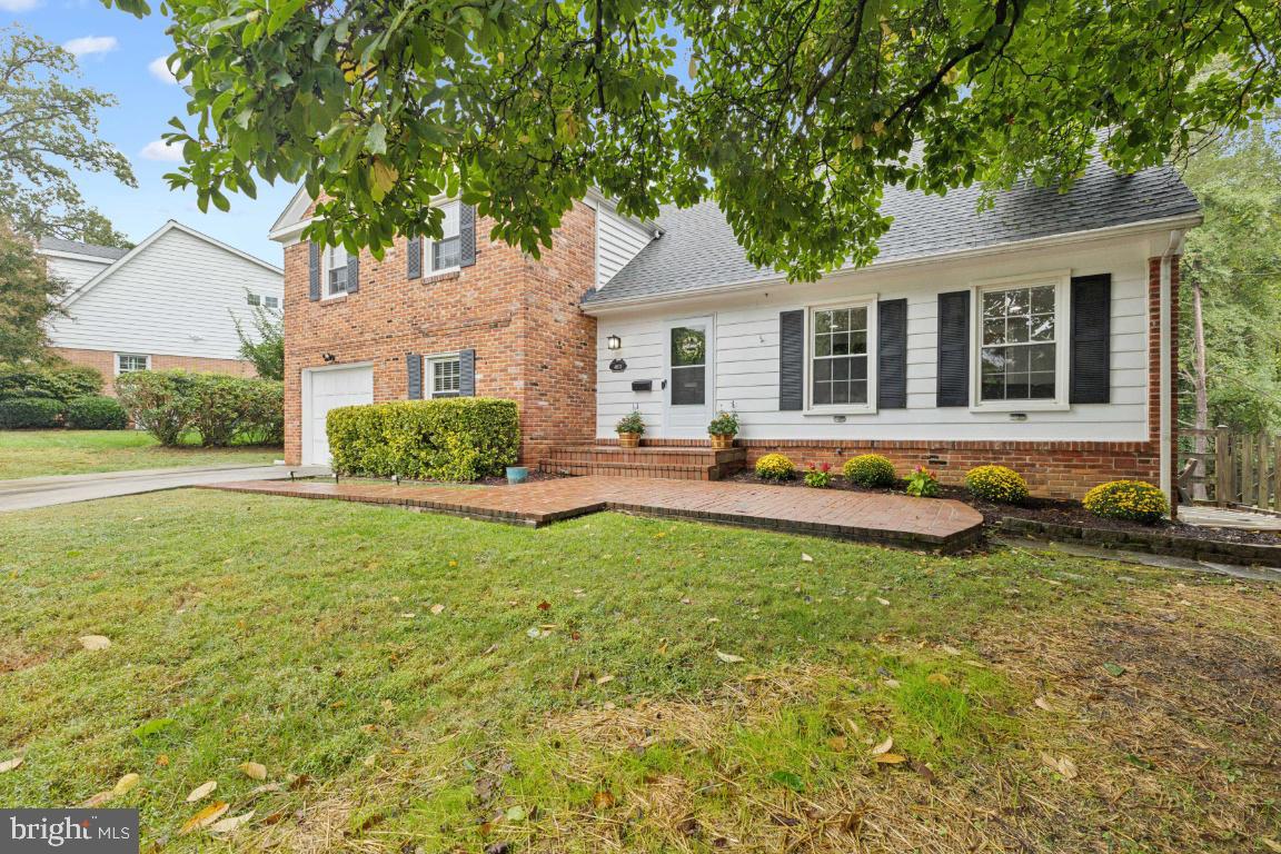 4603 HOLBORN AVE, ANNANDALE, Virginia 22003, 5 Bedrooms Bedrooms, ,2 BathroomsBathrooms,Residential,For sale,4603 HOLBORN AVE,VAFX2267460 MLS # VAFX2267460