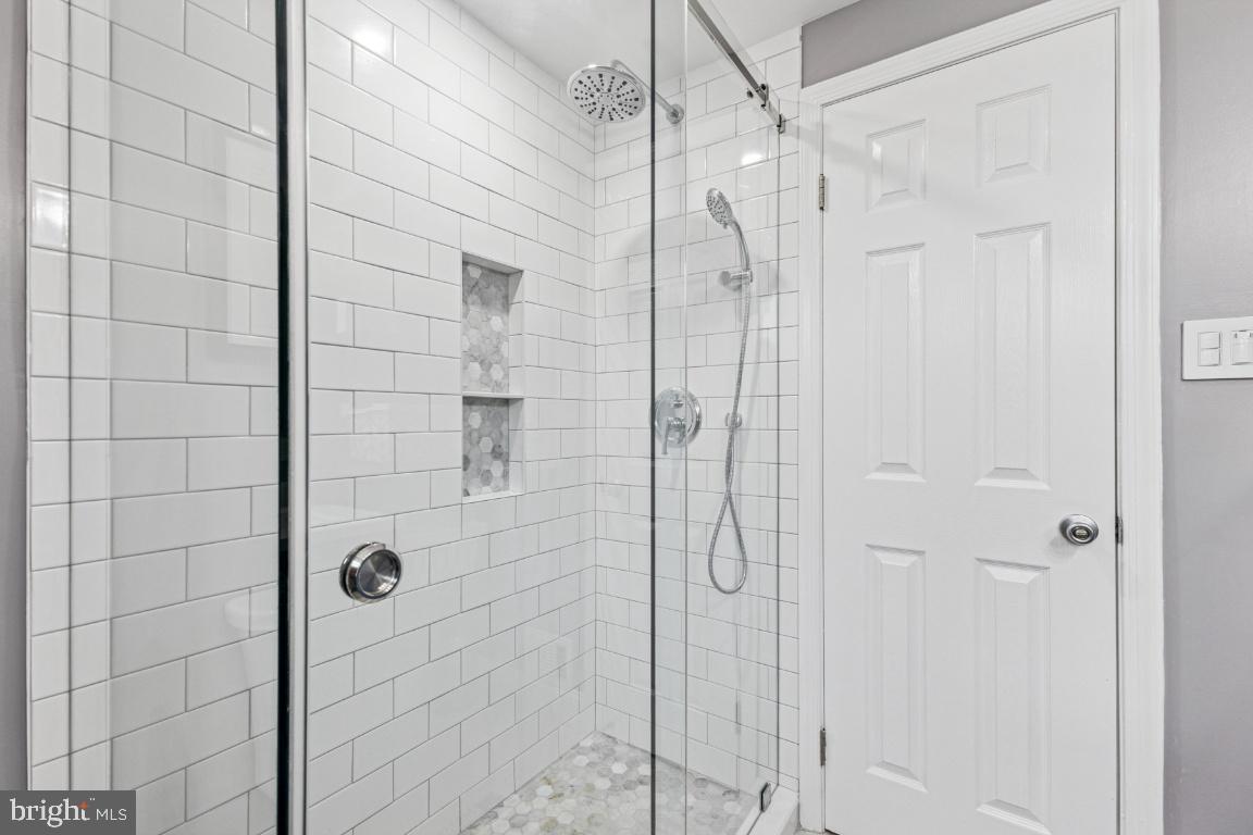 4603 HOLBORN AVE, ANNANDALE, Virginia 22003, 5 Bedrooms Bedrooms, ,2 BathroomsBathrooms,Residential,For sale,4603 HOLBORN AVE,VAFX2267460 MLS # VAFX2267460