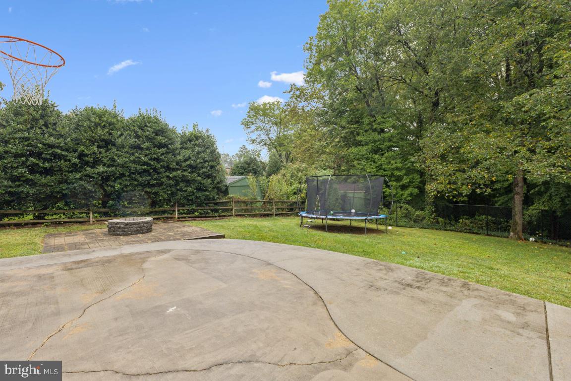 4603 HOLBORN AVE, ANNANDALE, Virginia 22003, 5 Bedrooms Bedrooms, ,2 BathroomsBathrooms,Residential,For sale,4603 HOLBORN AVE,VAFX2267460 MLS # VAFX2267460
