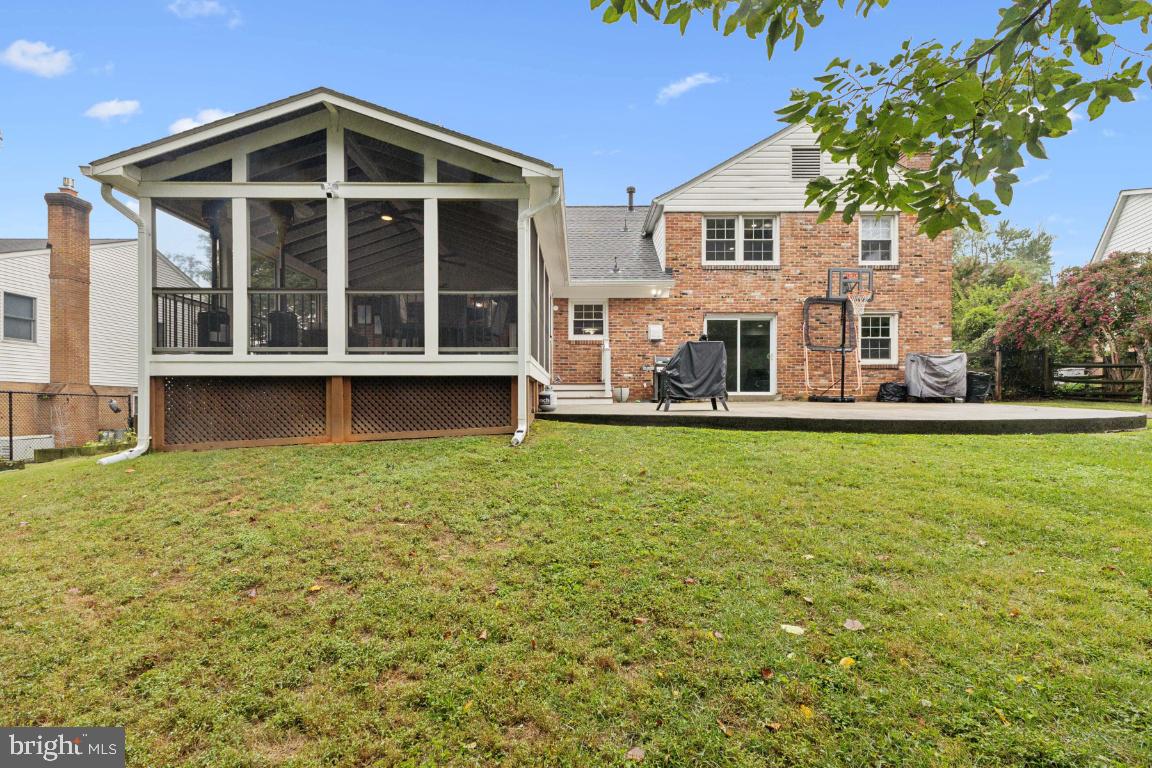 4603 HOLBORN AVE, ANNANDALE, Virginia 22003, 5 Bedrooms Bedrooms, ,2 BathroomsBathrooms,Residential,For sale,4603 HOLBORN AVE,VAFX2267460 MLS # VAFX2267460