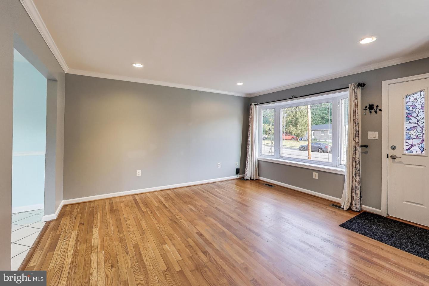 15116 ALASKA RD, WOODBRIDGE, Virginia 22191, 5 Bedrooms Bedrooms, ,2 BathroomsBathrooms,Residential,For sale,15116 ALASKA RD,VAPW2104120 MLS # VAPW2104120