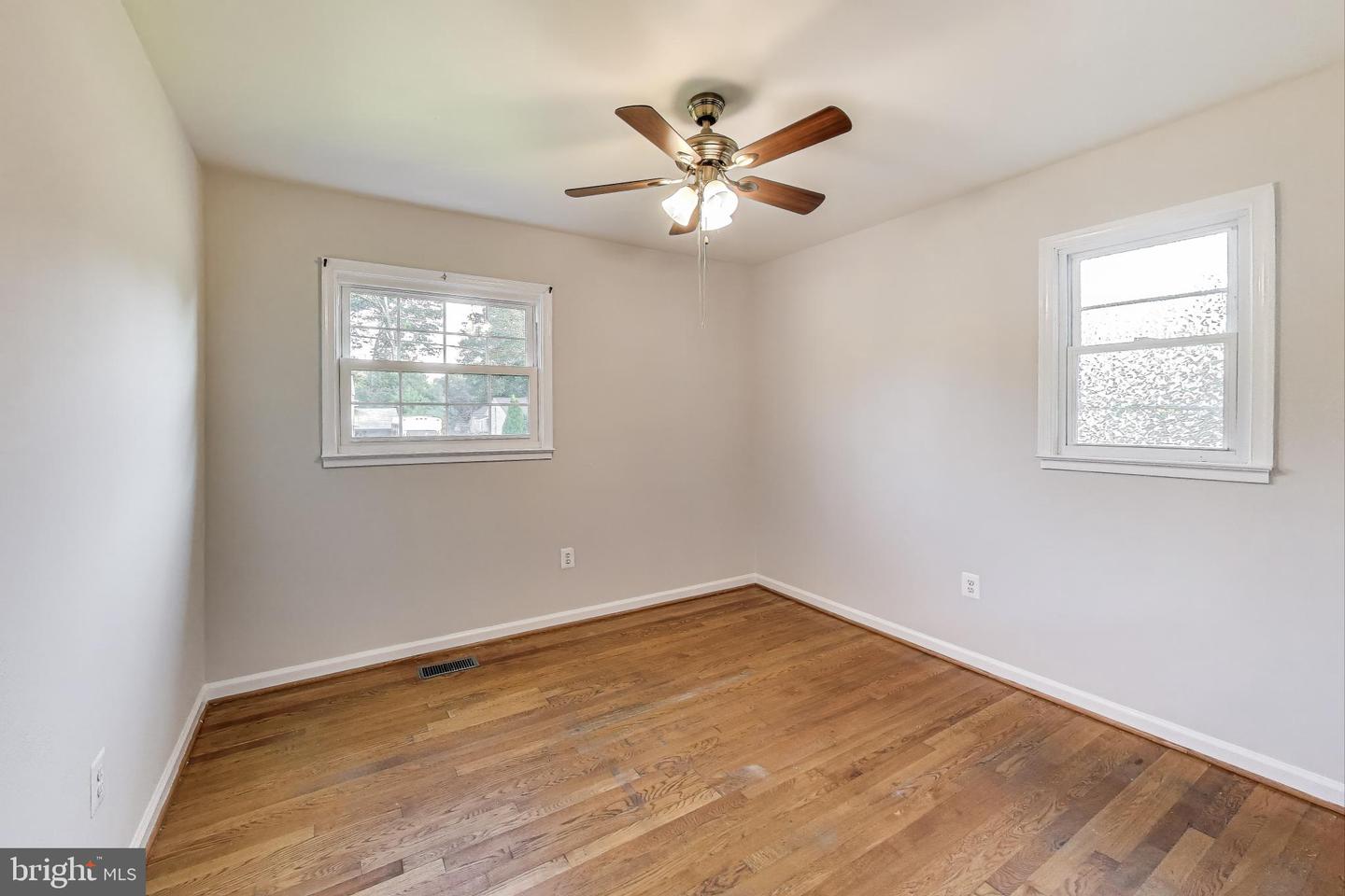 15116 ALASKA RD, WOODBRIDGE, Virginia 22191, 5 Bedrooms Bedrooms, ,2 BathroomsBathrooms,Residential,For sale,15116 ALASKA RD,VAPW2104120 MLS # VAPW2104120