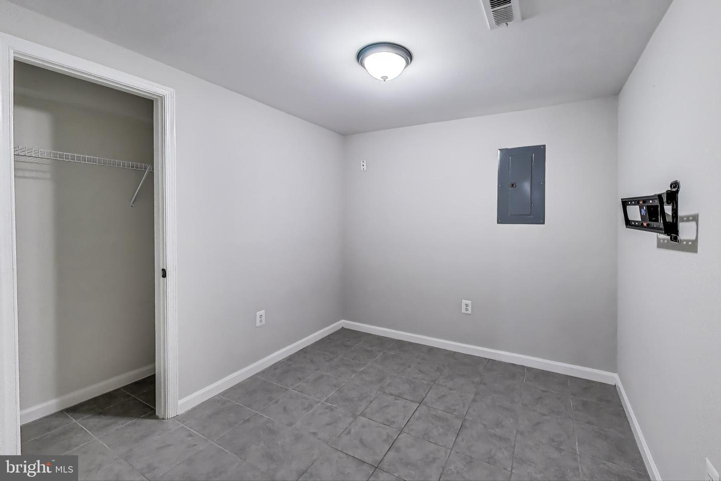 15116 ALASKA RD, WOODBRIDGE, Virginia 22191, 5 Bedrooms Bedrooms, ,2 BathroomsBathrooms,Residential,For sale,15116 ALASKA RD,VAPW2104120 MLS # VAPW2104120