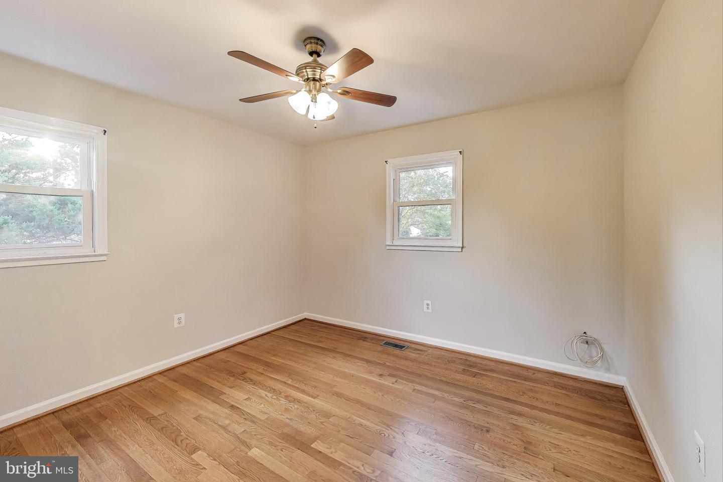 15116 ALASKA RD, WOODBRIDGE, Virginia 22191, 5 Bedrooms Bedrooms, ,2 BathroomsBathrooms,Residential,For sale,15116 ALASKA RD,VAPW2104120 MLS # VAPW2104120