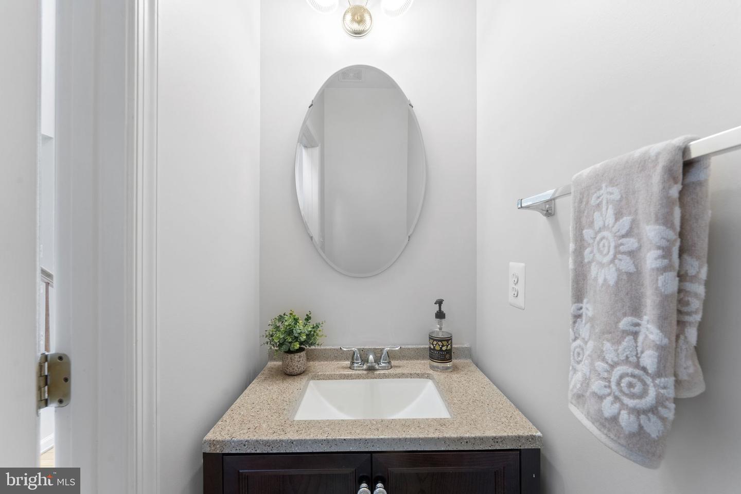 2865 MYRTLEWOOD DR, DUMFRIES, Virginia 22026, 5 Bedrooms Bedrooms, ,3 BathroomsBathrooms,Residential,For sale,2865 MYRTLEWOOD DR,VAPW2104146 MLS # VAPW2104146