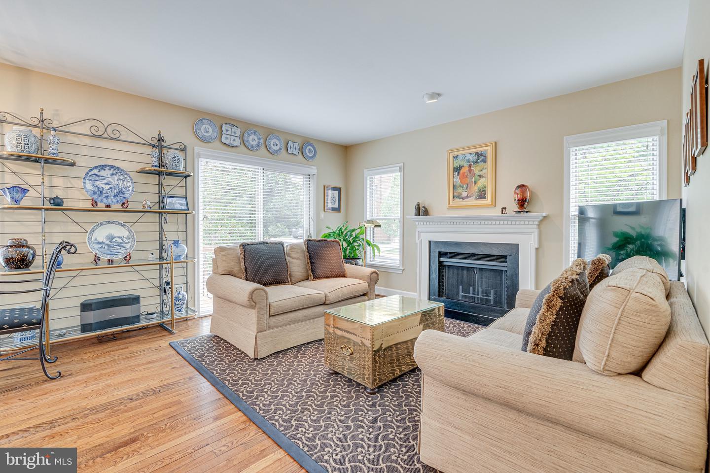 1477 HAMPTON HILL CIR, MCLEAN, Virginia 22101, 3 Bedrooms Bedrooms, ,2 BathroomsBathrooms,Residential,For sale,1477 HAMPTON HILL CIR,VAFX2267586 MLS # VAFX2267586