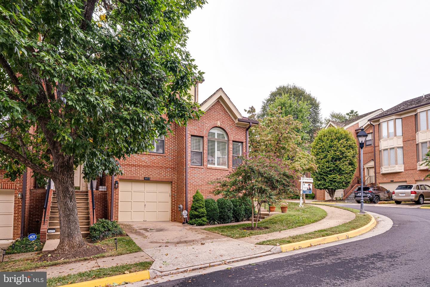 1477 HAMPTON HILL CIR, MCLEAN, Virginia 22101, 3 Bedrooms Bedrooms, ,2 BathroomsBathrooms,Residential,For sale,1477 HAMPTON HILL CIR,VAFX2267586 MLS # VAFX2267586