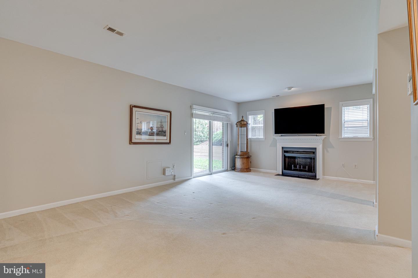1477 HAMPTON HILL CIR, MCLEAN, Virginia 22101, 3 Bedrooms Bedrooms, ,2 BathroomsBathrooms,Residential,For sale,1477 HAMPTON HILL CIR,VAFX2267586 MLS # VAFX2267586