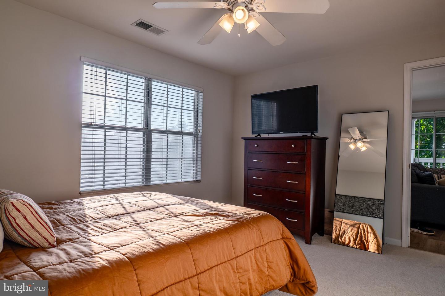 8091 LACY DR, MANASSAS, Virginia 20109, 2 Bedrooms Bedrooms, ,2 BathroomsBathrooms,Residential,For sale,8091 LACY DR,VAPW2104162 MLS # VAPW2104162