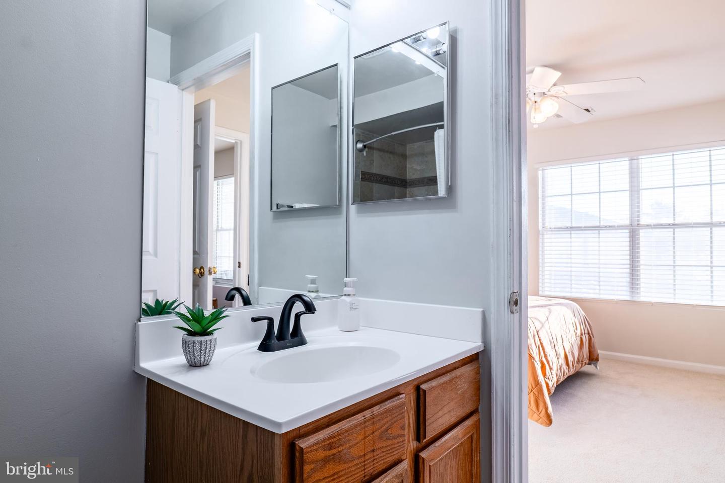 8091 LACY DR, MANASSAS, Virginia 20109, 2 Bedrooms Bedrooms, ,2 BathroomsBathrooms,Residential,For sale,8091 LACY DR,VAPW2104162 MLS # VAPW2104162