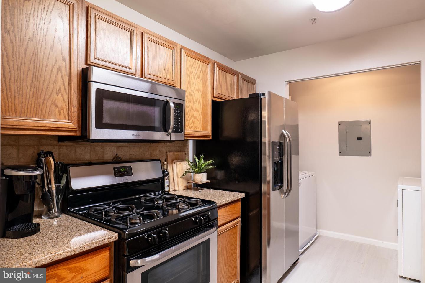 8091 LACY DR, MANASSAS, Virginia 20109, 2 Bedrooms Bedrooms, ,2 BathroomsBathrooms,Residential,For sale,8091 LACY DR,VAPW2104162 MLS # VAPW2104162