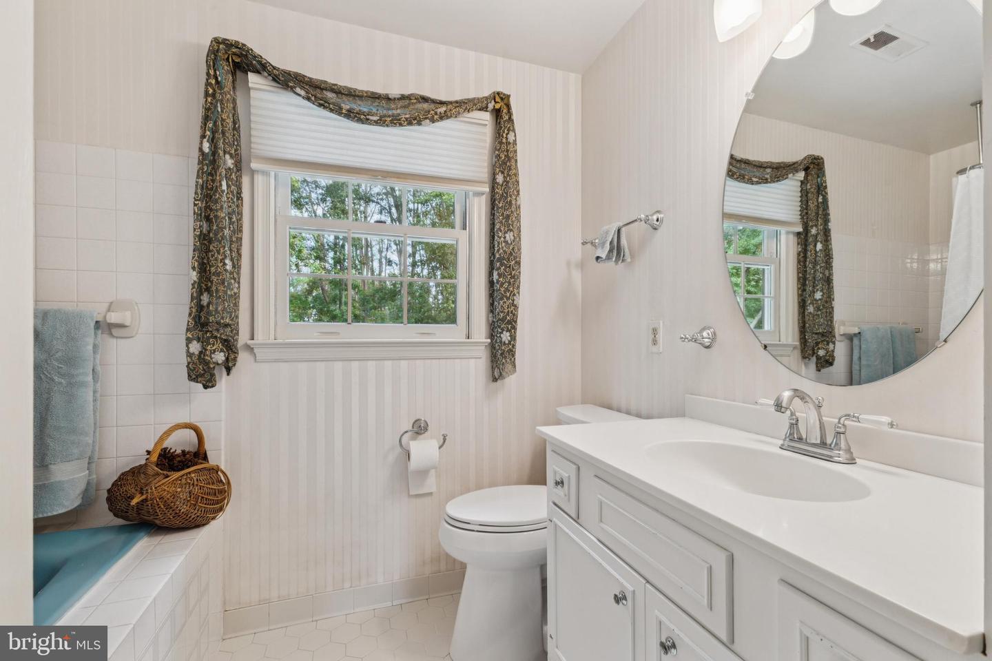 14376 BREEZEWOOD CT, GAINESVILLE, Virginia 20155, 4 Bedrooms Bedrooms, ,2 BathroomsBathrooms,Residential,For sale,14376 BREEZEWOOD CT,VAPW2104178 MLS # VAPW2104178