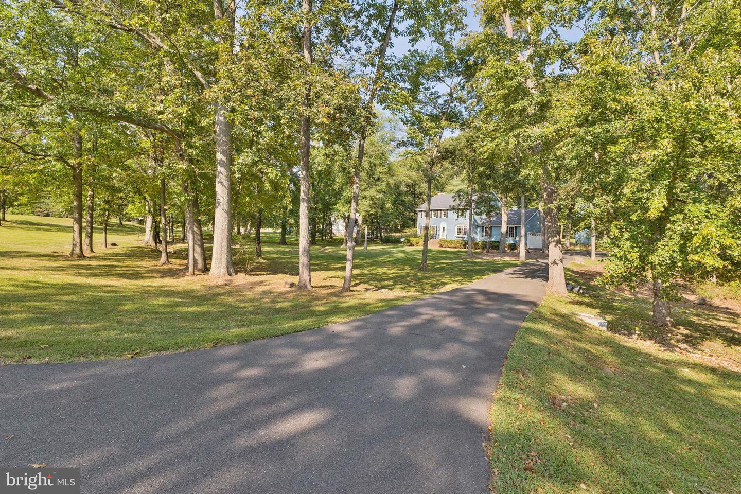 14376 BREEZEWOOD CT, GAINESVILLE, Virginia 20155, 4 Bedrooms Bedrooms, ,2 BathroomsBathrooms,Residential,For sale,14376 BREEZEWOOD CT,VAPW2104178 MLS # VAPW2104178
