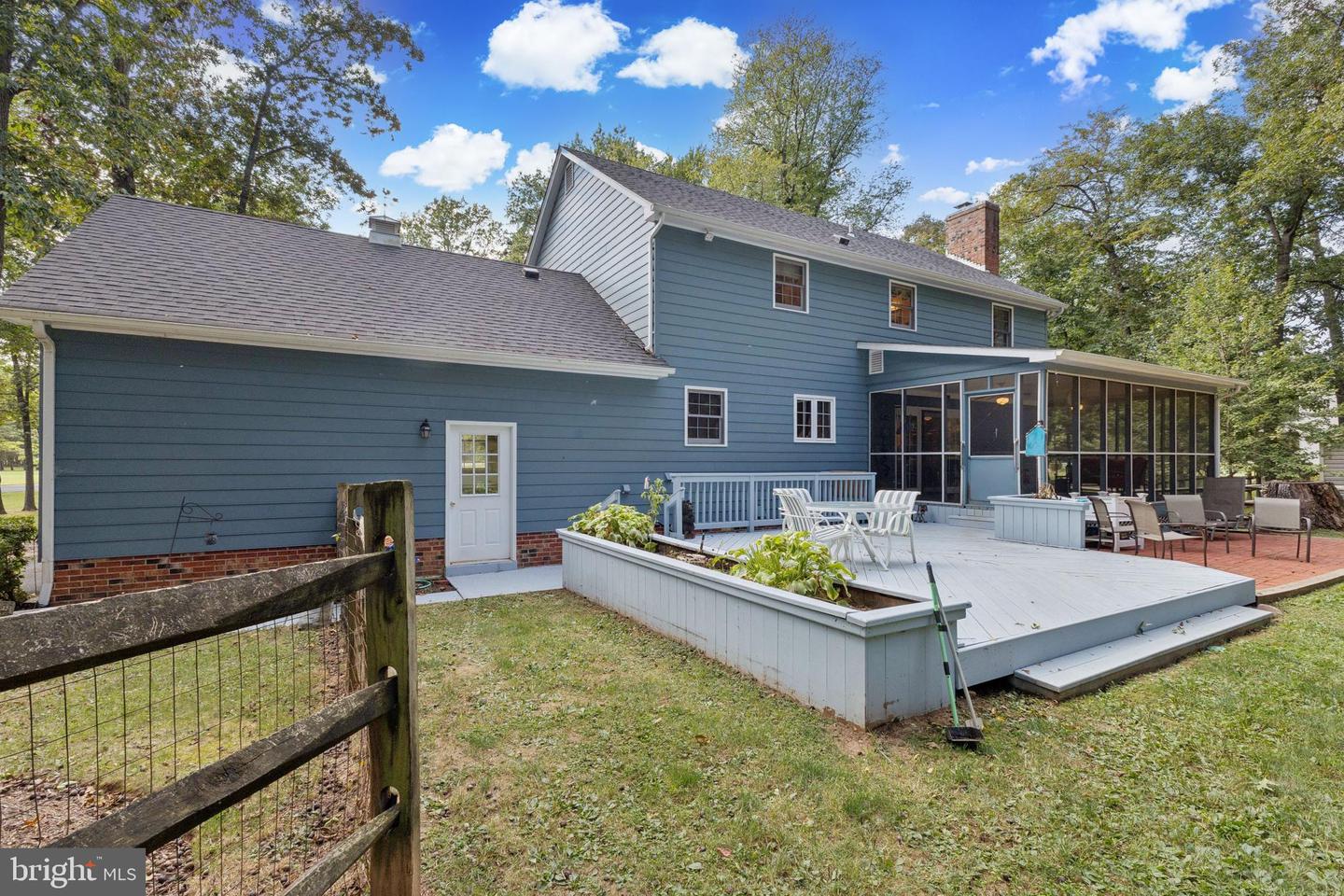 14376 BREEZEWOOD CT, GAINESVILLE, Virginia 20155, 4 Bedrooms Bedrooms, ,2 BathroomsBathrooms,Residential,For sale,14376 BREEZEWOOD CT,VAPW2104178 MLS # VAPW2104178