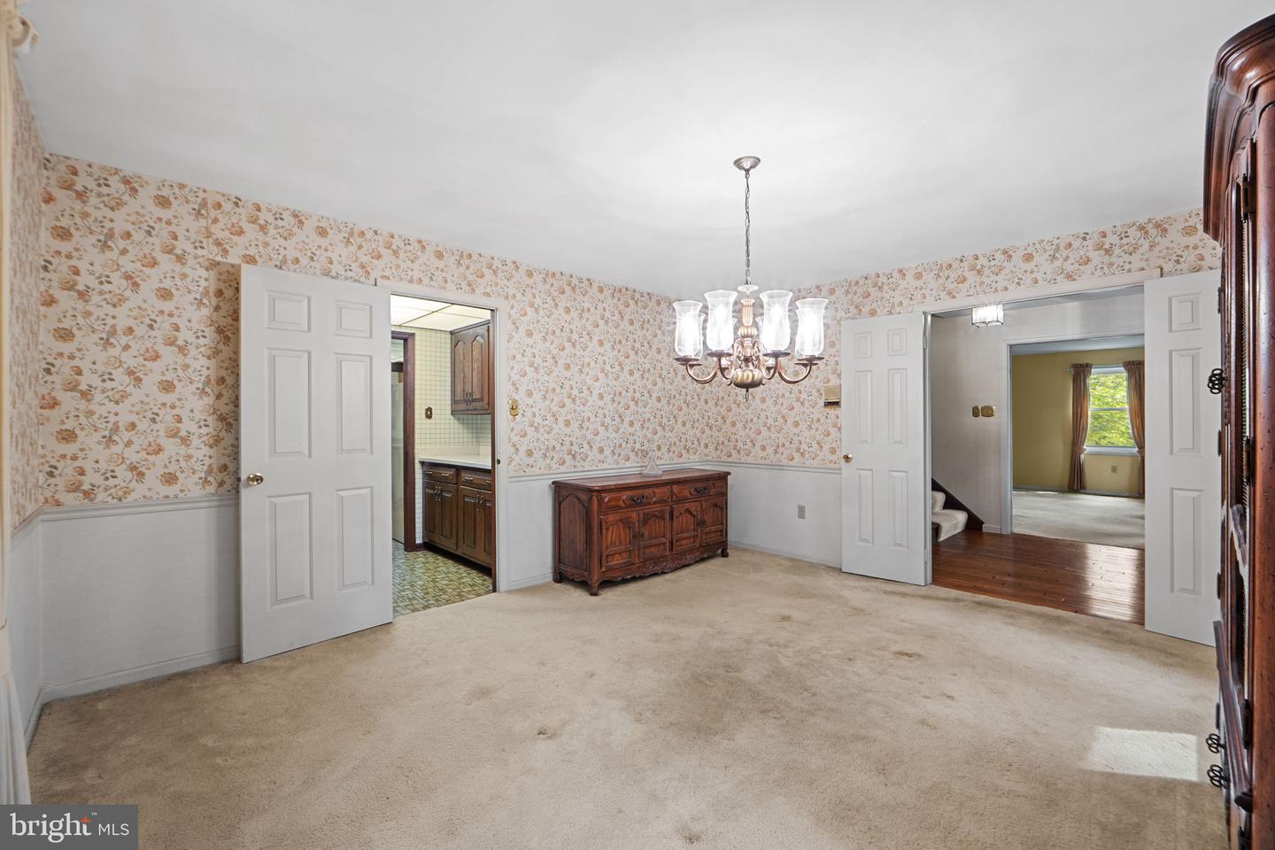 6131 MOONPATTERNS TRL, FAIRFAX STATION, Virginia 22039, 3 Bedrooms Bedrooms, ,3 BathroomsBathrooms,Residential,For sale,6131 MOONPATTERNS TRL,VAFX2267670 MLS # VAFX2267670