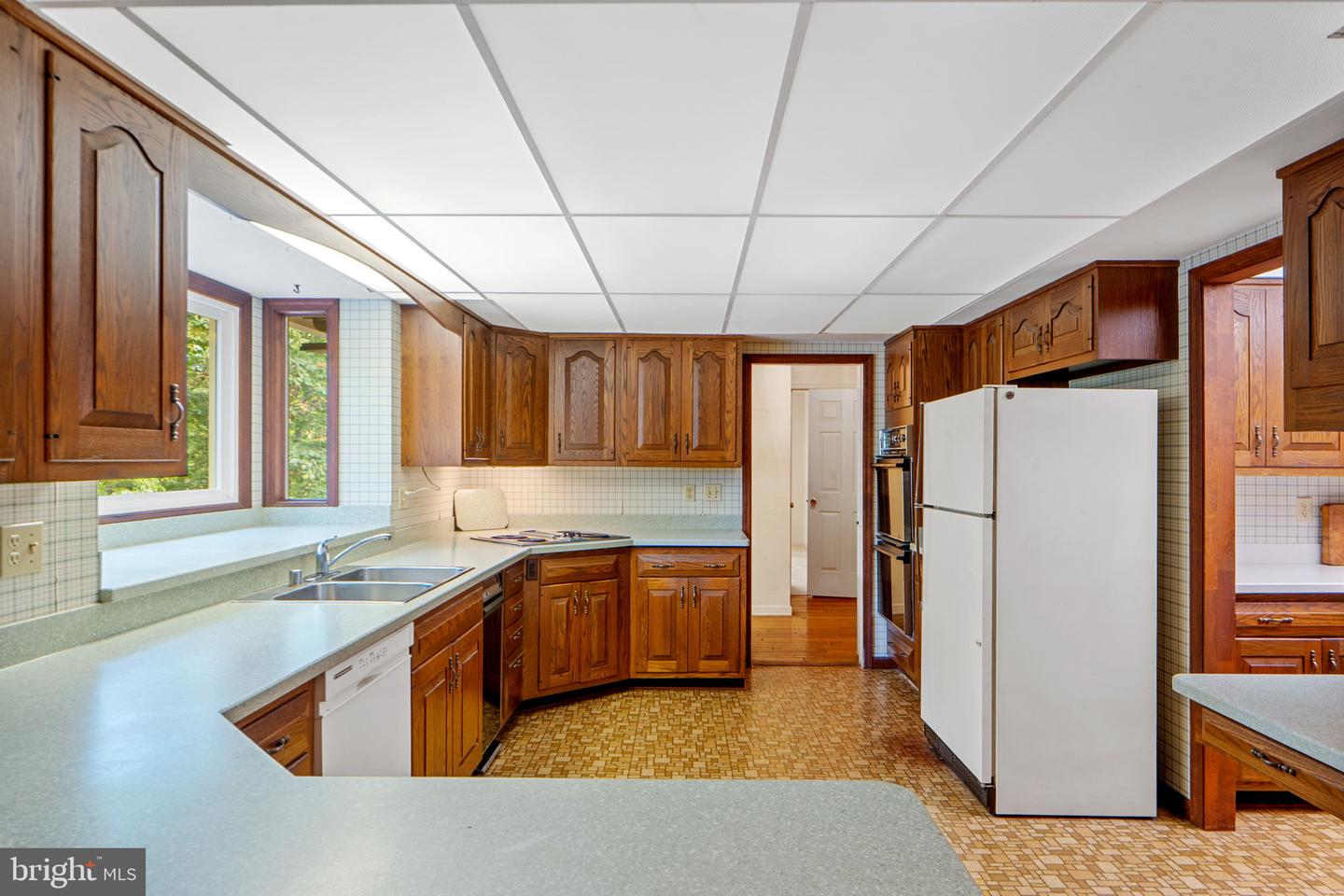 6131 MOONPATTERNS TRL, FAIRFAX STATION, Virginia 22039, 3 Bedrooms Bedrooms, ,3 BathroomsBathrooms,Residential,For sale,6131 MOONPATTERNS TRL,VAFX2267670 MLS # VAFX2267670