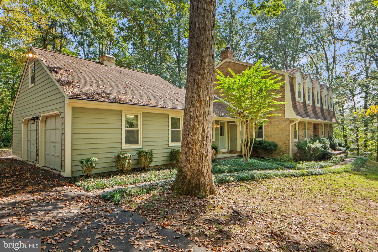 6131 MOONPATTERNS TRL, FAIRFAX STATION, Virginia 22039, 3 Bedrooms Bedrooms, ,3 BathroomsBathrooms,Residential,For sale,6131 MOONPATTERNS TRL,VAFX2267670 MLS # VAFX2267670