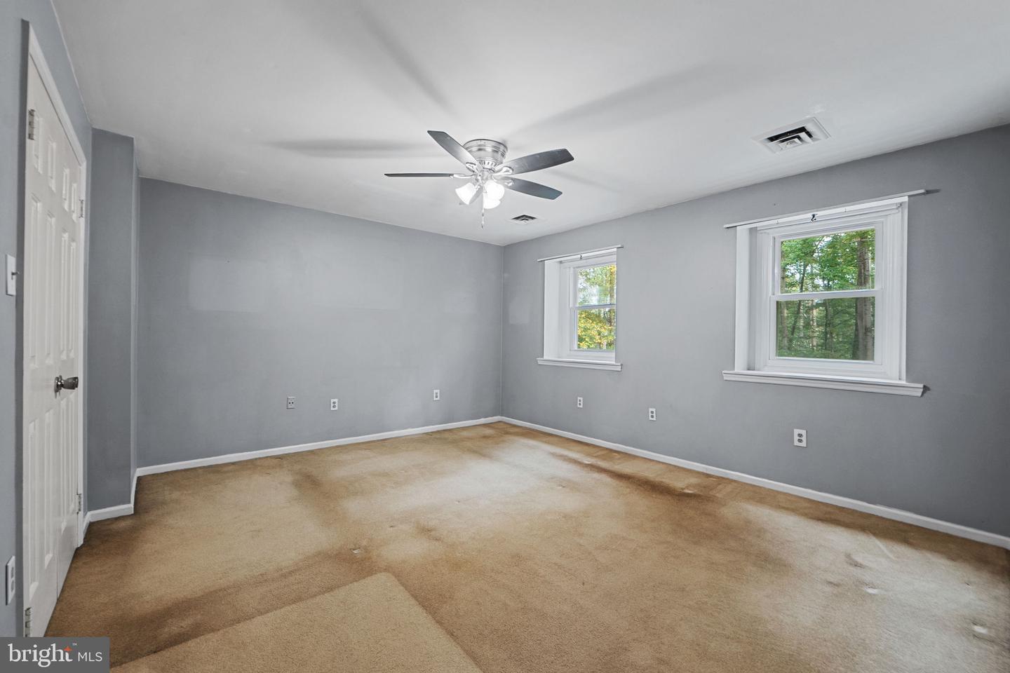 6131 MOONPATTERNS TRL, FAIRFAX STATION, Virginia 22039, 3 Bedrooms Bedrooms, ,3 BathroomsBathrooms,Residential,For sale,6131 MOONPATTERNS TRL,VAFX2267670 MLS # VAFX2267670