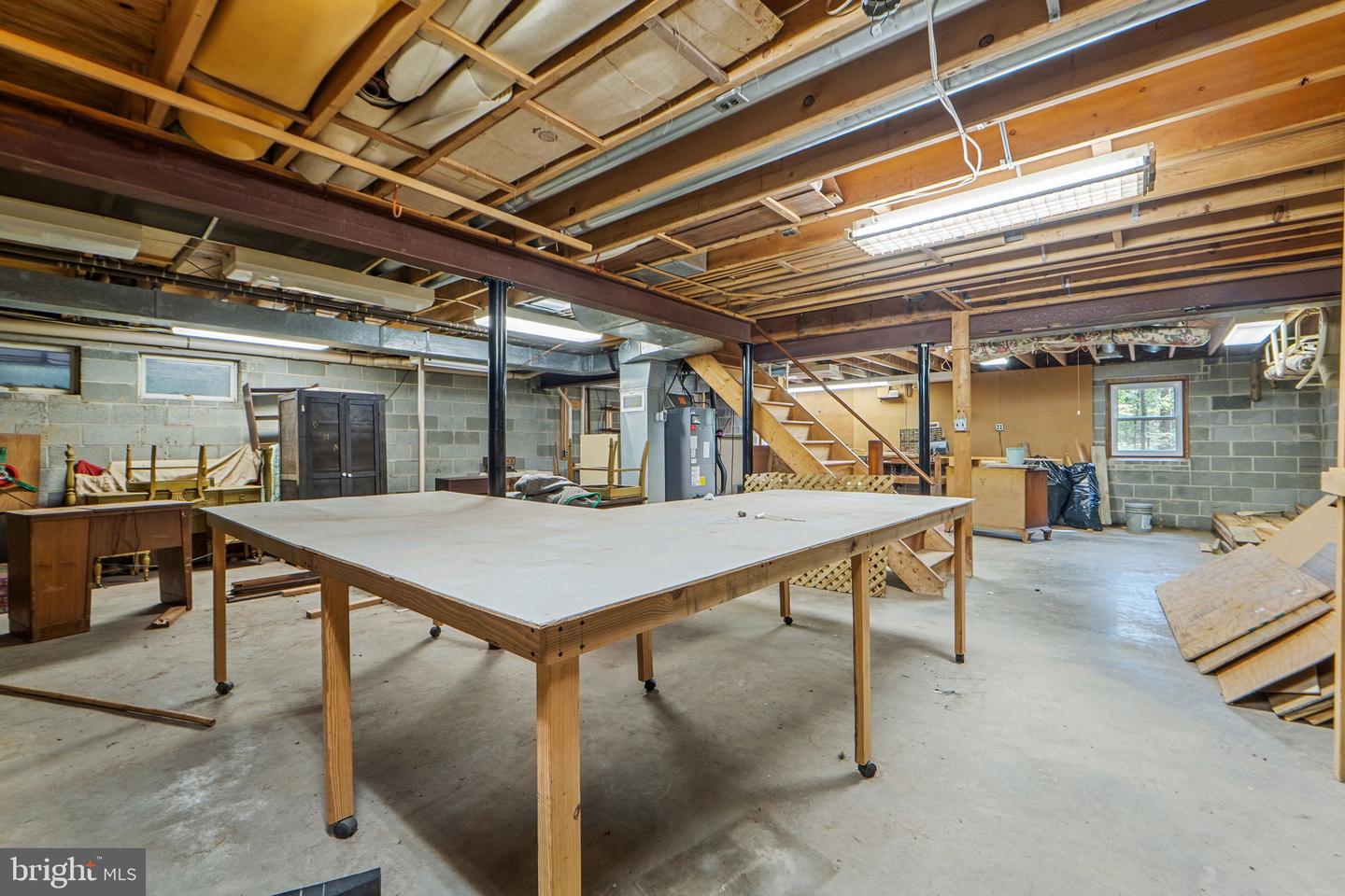 6131 MOONPATTERNS TRL, FAIRFAX STATION, Virginia 22039, 3 Bedrooms Bedrooms, ,3 BathroomsBathrooms,Residential,For sale,6131 MOONPATTERNS TRL,VAFX2267670 MLS # VAFX2267670