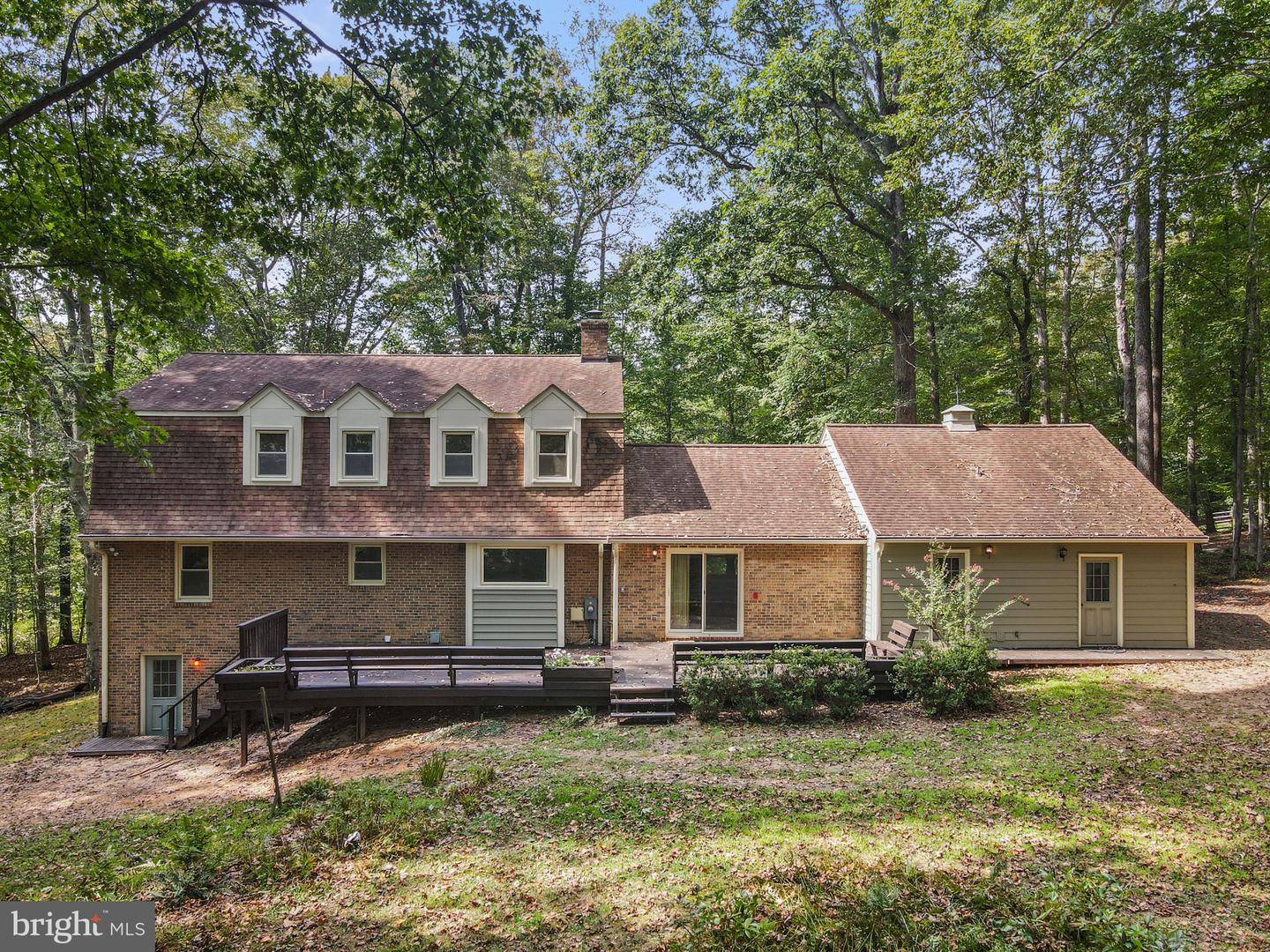 6131 MOONPATTERNS TRL, FAIRFAX STATION, Virginia 22039, 3 Bedrooms Bedrooms, ,3 BathroomsBathrooms,Residential,For sale,6131 MOONPATTERNS TRL,VAFX2267670 MLS # VAFX2267670