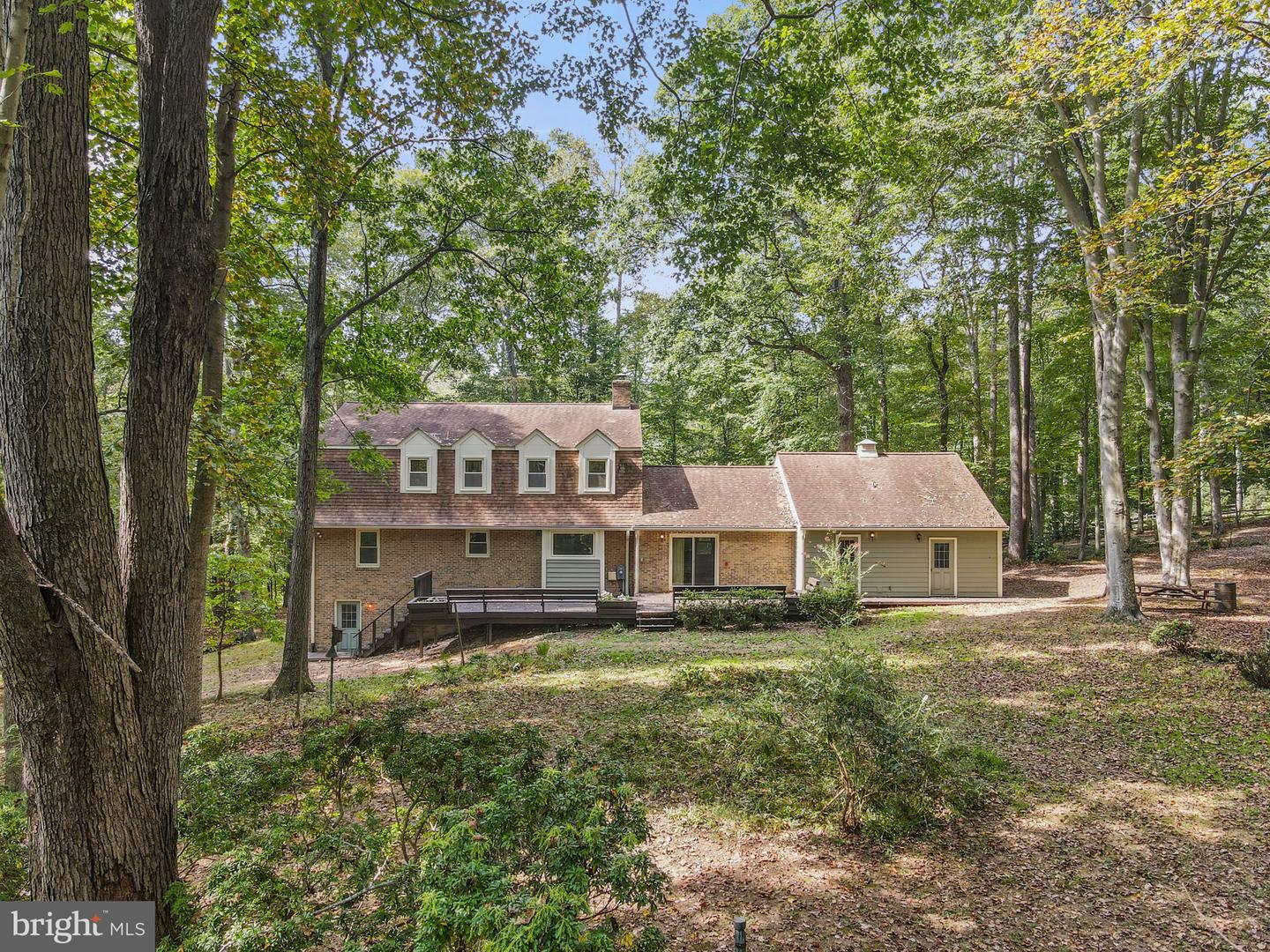 6131 MOONPATTERNS TRL, FAIRFAX STATION, Virginia 22039, 3 Bedrooms Bedrooms, ,3 BathroomsBathrooms,Residential,For sale,6131 MOONPATTERNS TRL,VAFX2267670 MLS # VAFX2267670