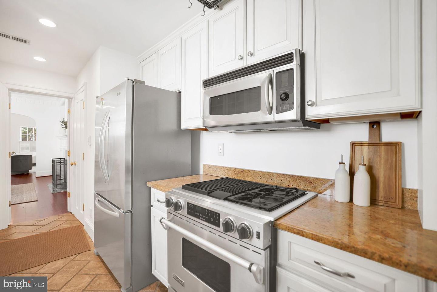 1420 35TH ST NW, WASHINGTON, District Of Columbia 20007, 3 Bedrooms Bedrooms, ,3 BathroomsBathrooms,Residential,For sale,1420 35TH ST NW,DCDC2222774 MLS # DCDC2222774