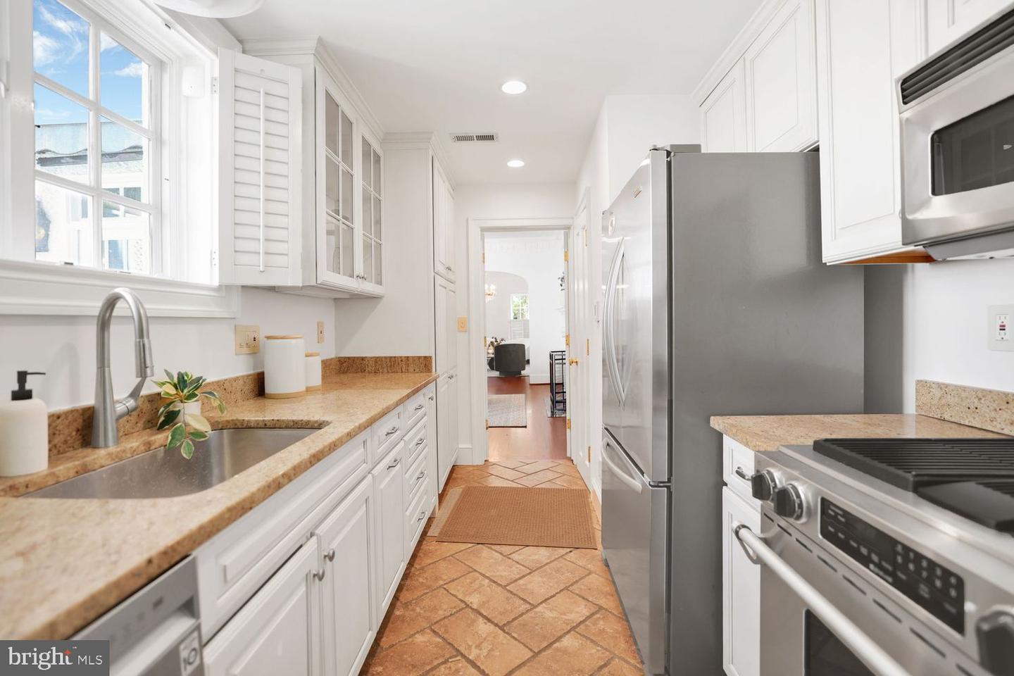 1420 35TH ST NW, WASHINGTON, District Of Columbia 20007, 3 Bedrooms Bedrooms, ,3 BathroomsBathrooms,Residential,For sale,1420 35TH ST NW,DCDC2222774 MLS # DCDC2222774