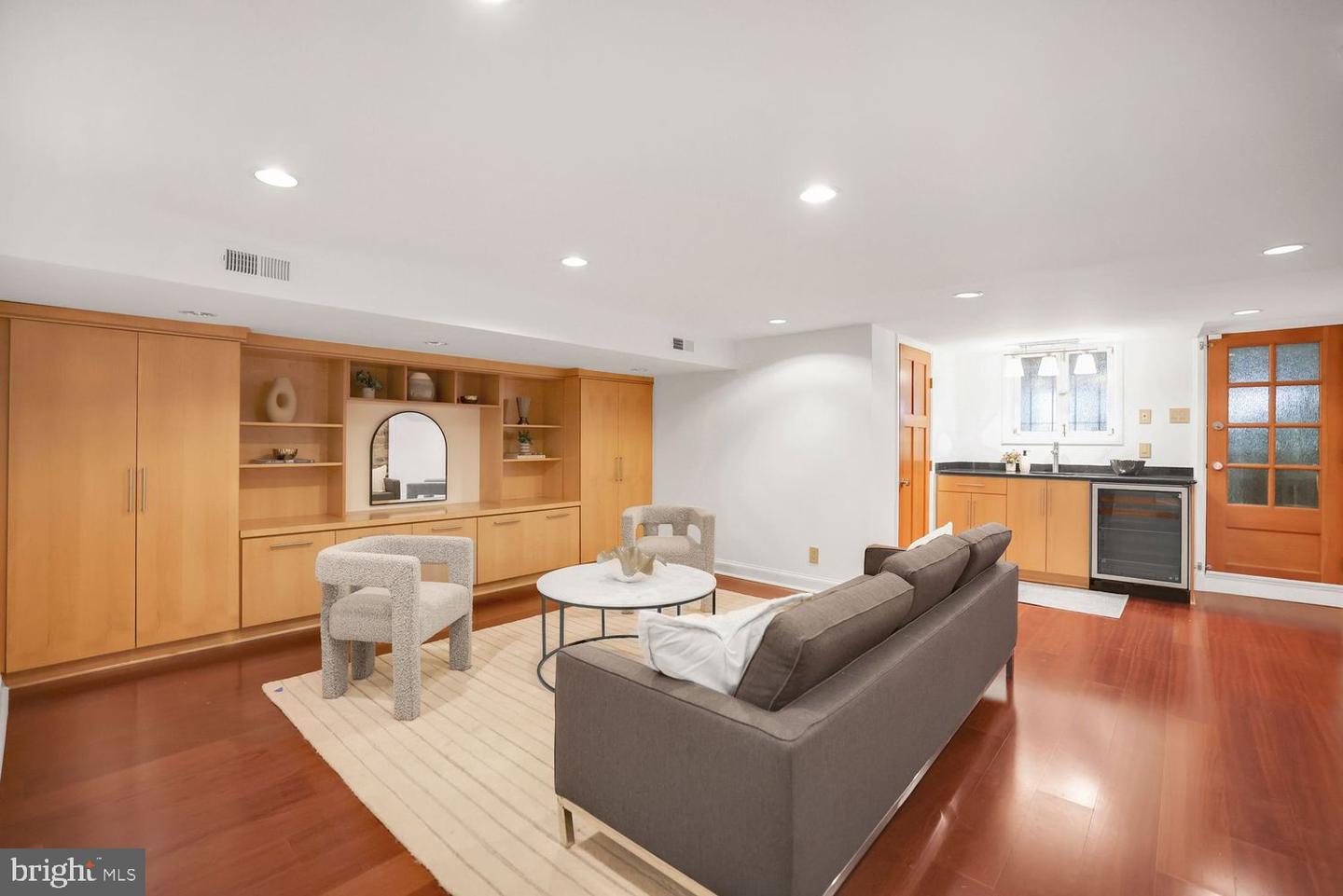 1420 35TH ST NW, WASHINGTON, District Of Columbia 20007, 3 Bedrooms Bedrooms, ,3 BathroomsBathrooms,Residential,For sale,1420 35TH ST NW,DCDC2222774 MLS # DCDC2222774