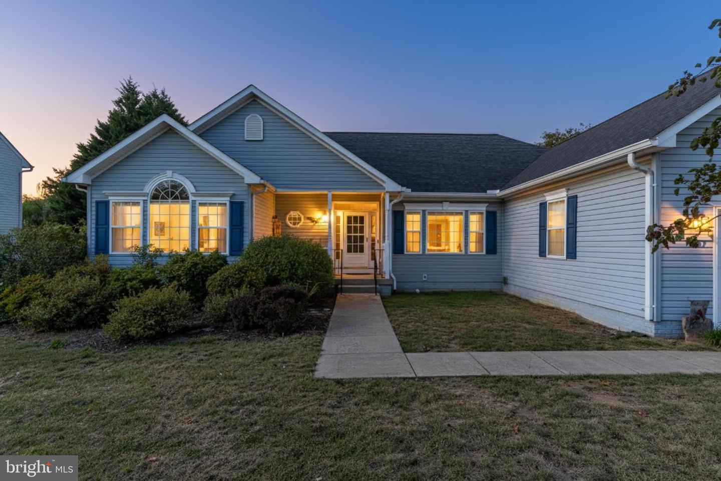 432 LILYS WAY, WINCHESTER, Virginia 22602, 4 Bedrooms Bedrooms, ,3 BathroomsBathrooms,Residential,For sale,432 LILYS WAY,VAFV2036854 MLS # VAFV2036854