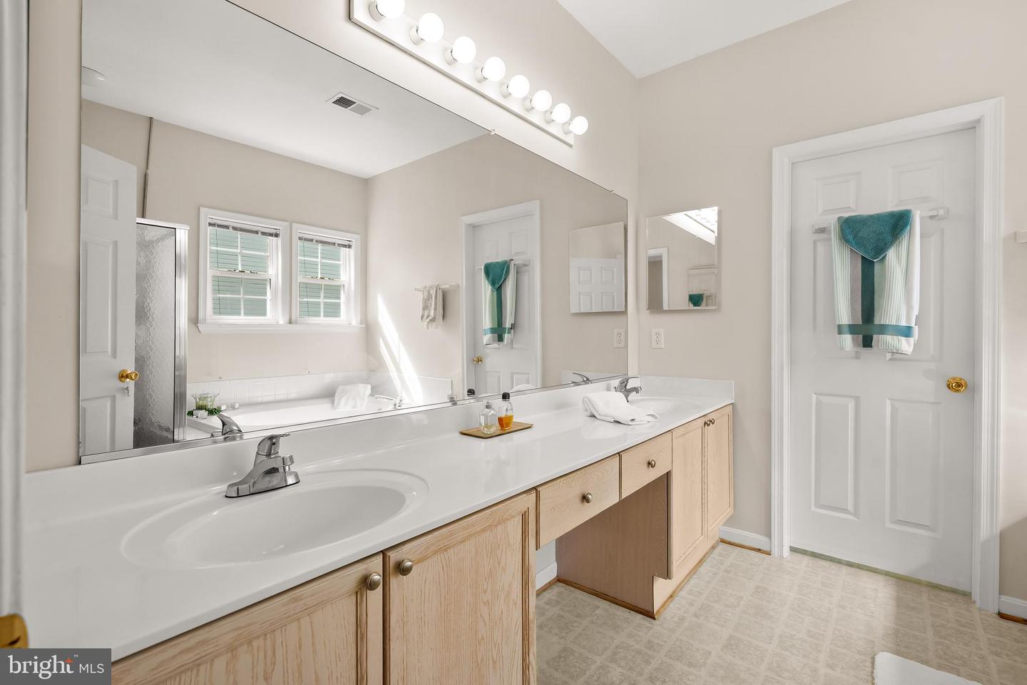 432 LILYS WAY, WINCHESTER, Virginia 22602, 4 Bedrooms Bedrooms, ,3 BathroomsBathrooms,Residential,For sale,432 LILYS WAY,VAFV2036854 MLS # VAFV2036854