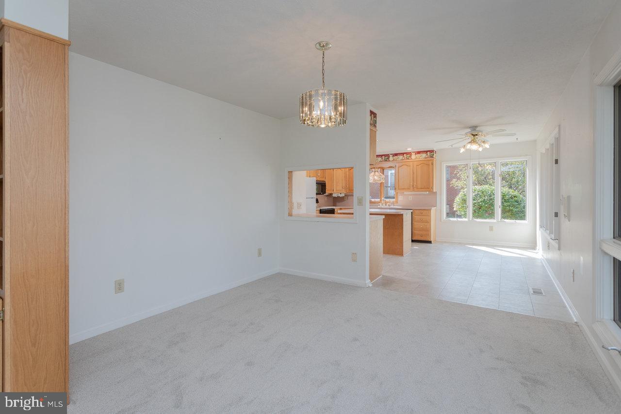 624 ERICKSON AVE, ROCKINGHAM, Virginia 22801, 3 Bedrooms Bedrooms, ,3 BathroomsBathrooms,Residential,For sale,624 ERICKSON AVE,VARO2002588 MLS # VARO2002588