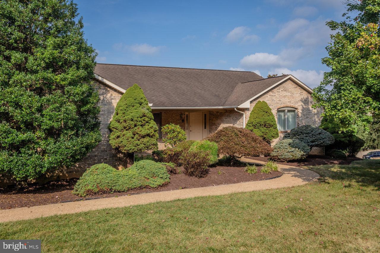 624 ERICKSON AVE, ROCKINGHAM, Virginia 22801, 3 Bedrooms Bedrooms, ,3 BathroomsBathrooms,Residential,For sale,624 ERICKSON AVE,VARO2002588 MLS # VARO2002588