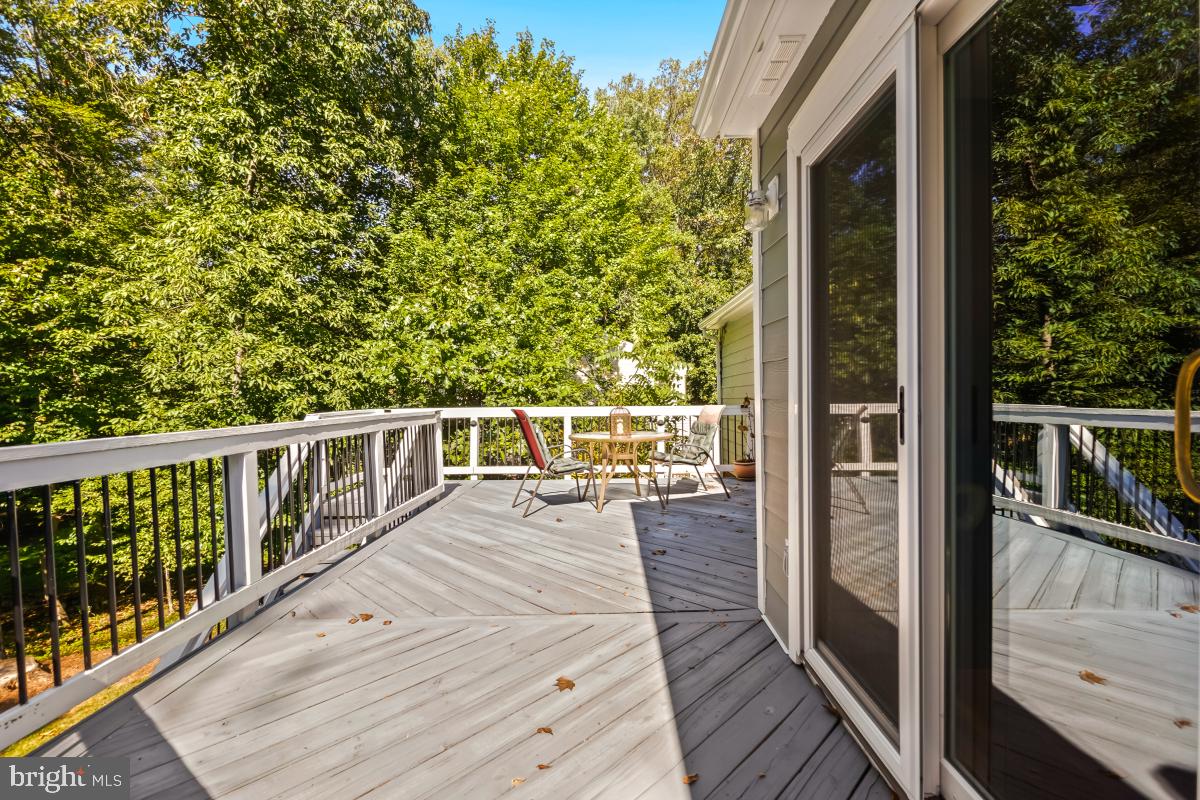 10411 ADEL RD, OAKTON, Virginia 22124, 3 Bedrooms Bedrooms, 13 Rooms Rooms,3 BathroomsBathrooms,Residential,For sale,10411 ADEL RD,VAFX2267812 MLS # VAFX2267812