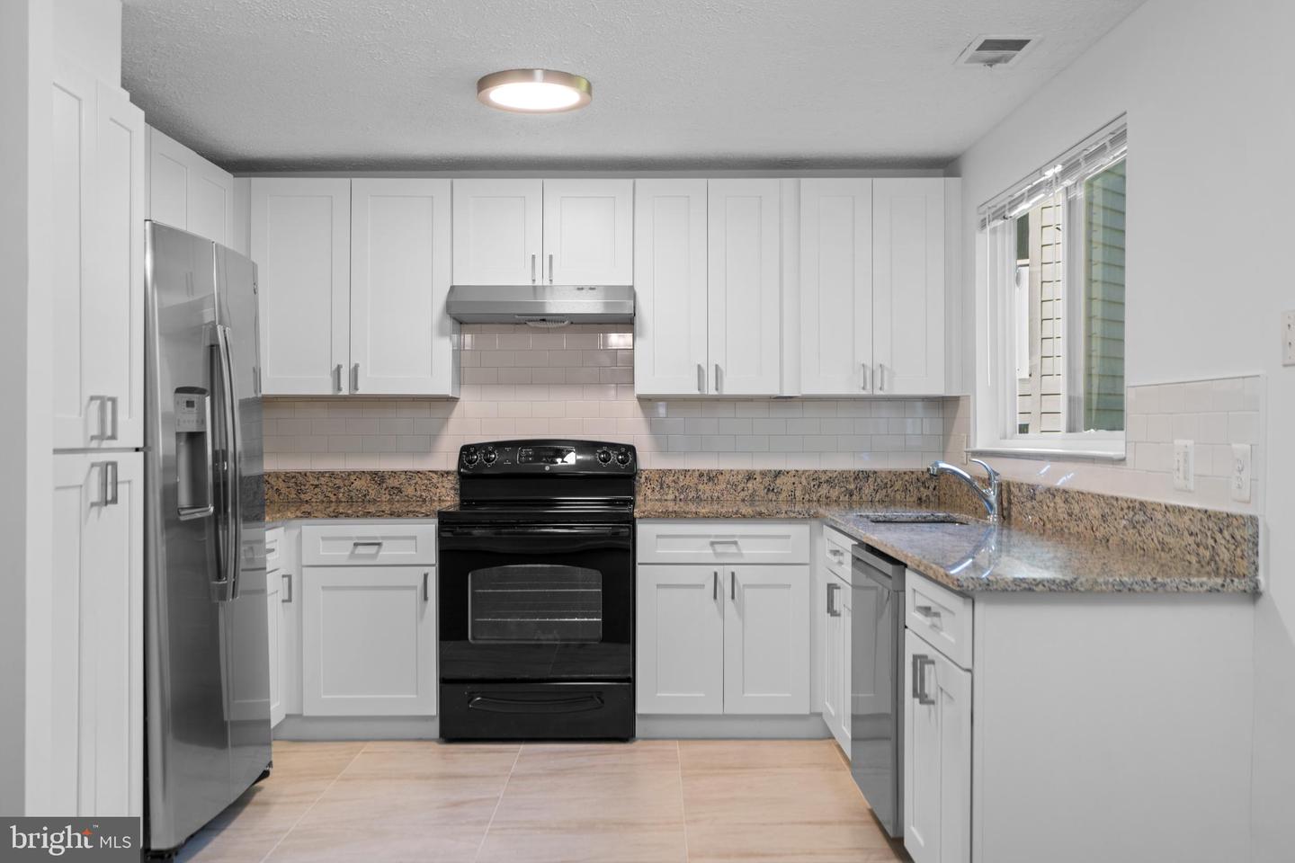 11733-C SUMMERCHASE CIR #1733C, RESTON, Virginia 20194, 2 Bedrooms Bedrooms, ,2 BathroomsBathrooms,Residential,For sale,11733-C SUMMERCHASE CIR #1733C,VAFX2267844 MLS # VAFX2267844