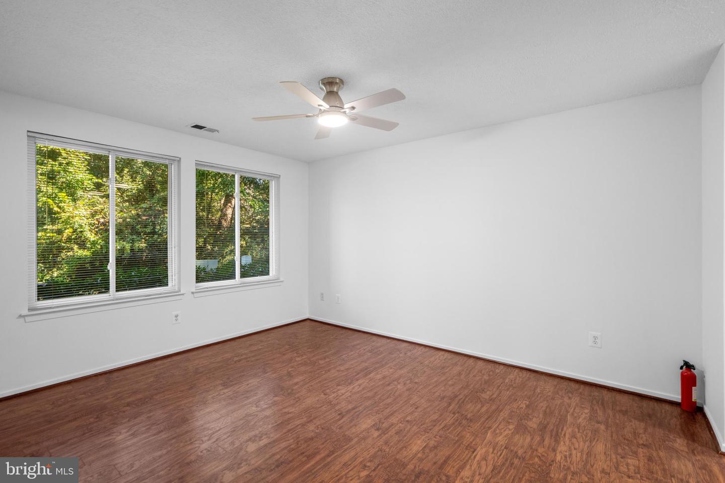 11733-C SUMMERCHASE CIR #1733C, RESTON, Virginia 20194, 2 Bedrooms Bedrooms, ,2 BathroomsBathrooms,Residential,For sale,11733-C SUMMERCHASE CIR #1733C,VAFX2267844 MLS # VAFX2267844